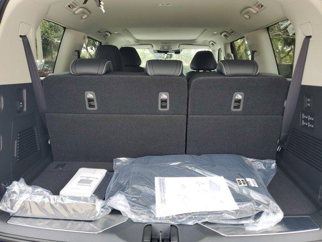 new 2025 INFINITI QX80 car, priced at $106,250