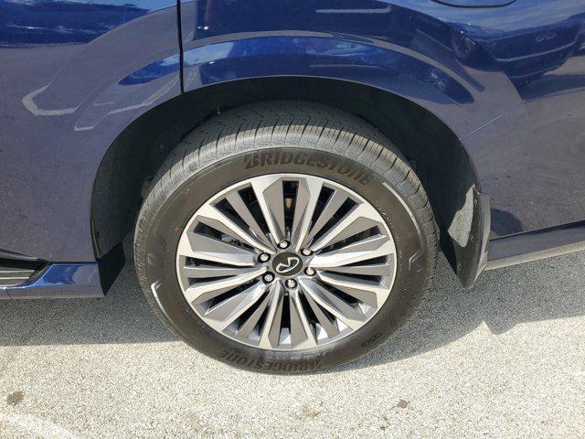 new 2025 INFINITI QX80 car, priced at $106,250