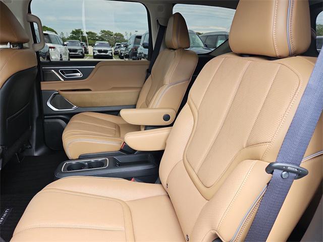 new 2025 INFINITI QX80 car, priced at $106,250