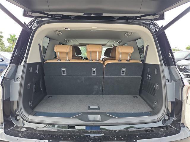 new 2025 INFINITI QX80 car, priced at $106,250
