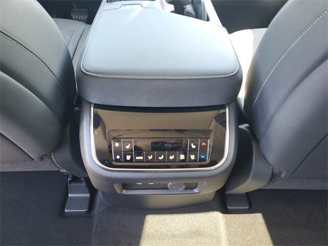 new 2025 INFINITI QX80 car, priced at $92,100