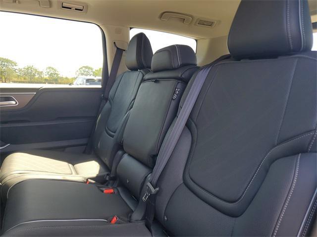 new 2025 INFINITI QX80 car, priced at $92,100