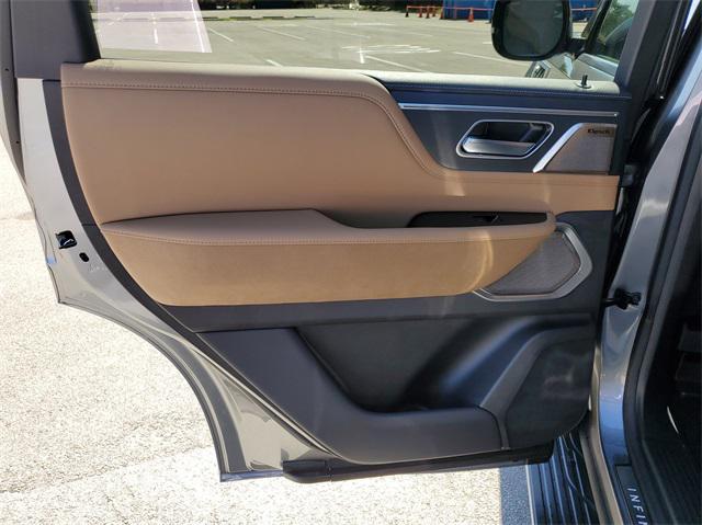 new 2025 INFINITI QX80 car, priced at $102,640