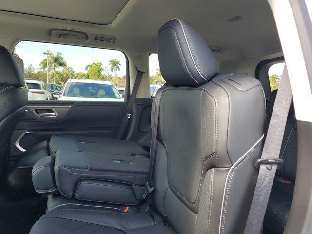 new 2025 INFINITI QX80 car, priced at $97,535