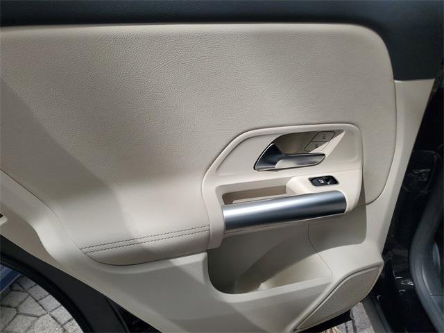 used 2023 Mercedes-Benz GLA 250 car, priced at $31,991