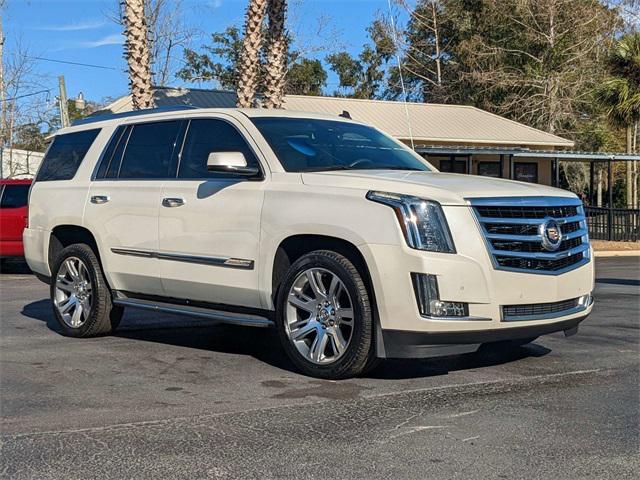 used 2015 Cadillac Escalade car, priced at $26,999