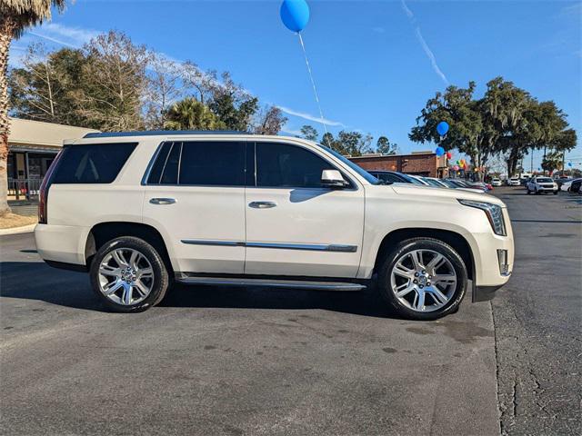 used 2015 Cadillac Escalade car, priced at $26,999