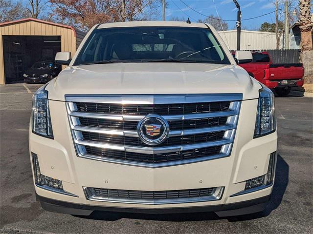 used 2015 Cadillac Escalade car, priced at $26,999