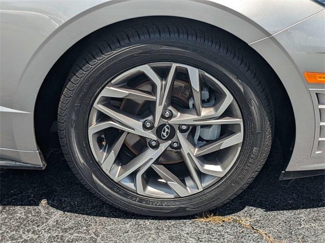used 2022 Hyundai Sonata car, priced at $21,997