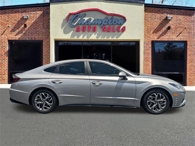 used 2022 Hyundai Sonata car, priced at $21,997