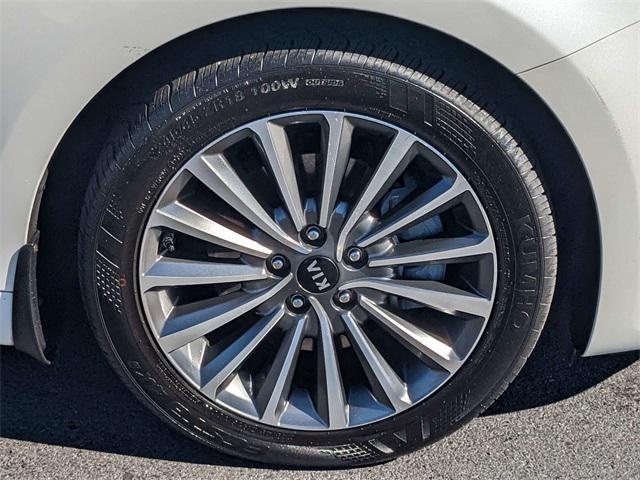 used 2019 Kia Cadenza car, priced at $17,965