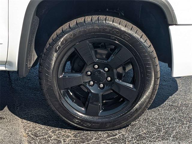 used 2018 GMC Sierra 1500 car, priced at $25,730