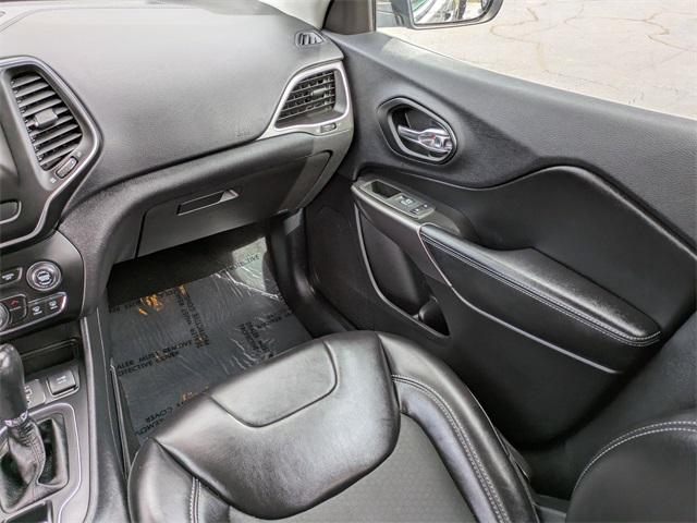 used 2019 Jeep Cherokee car, priced at $17,594