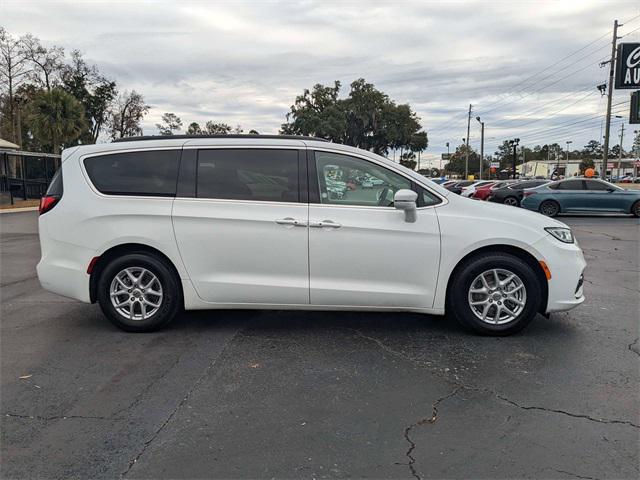 used 2022 Chrysler Pacifica car, priced at $23,462