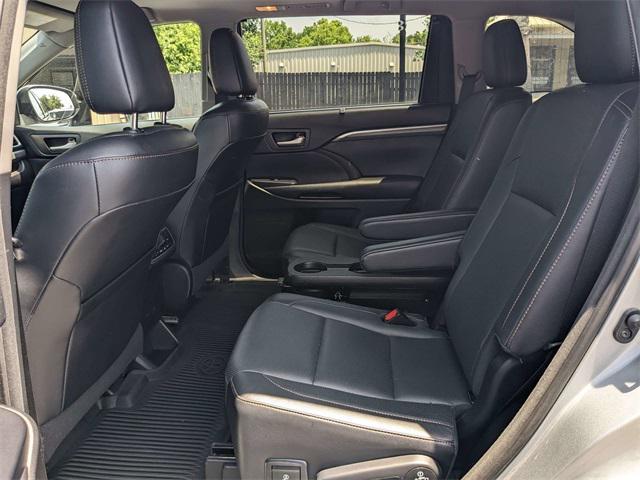 used 2017 Toyota Highlander car, priced at $24,841