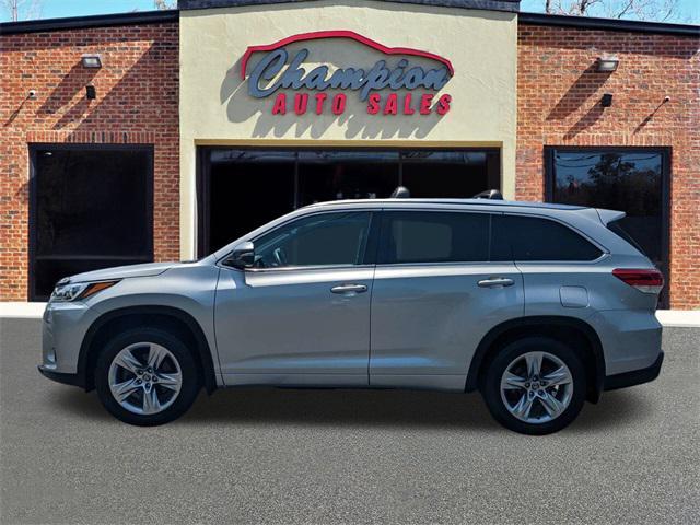 used 2017 Toyota Highlander car, priced at $24,841