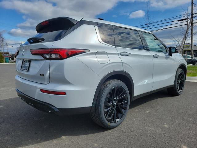 new 2024 Mitsubishi Outlander car, priced at $35,545