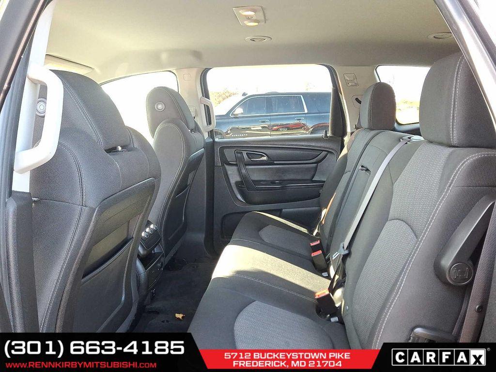 used 2015 Chevrolet Traverse car, priced at $9,826