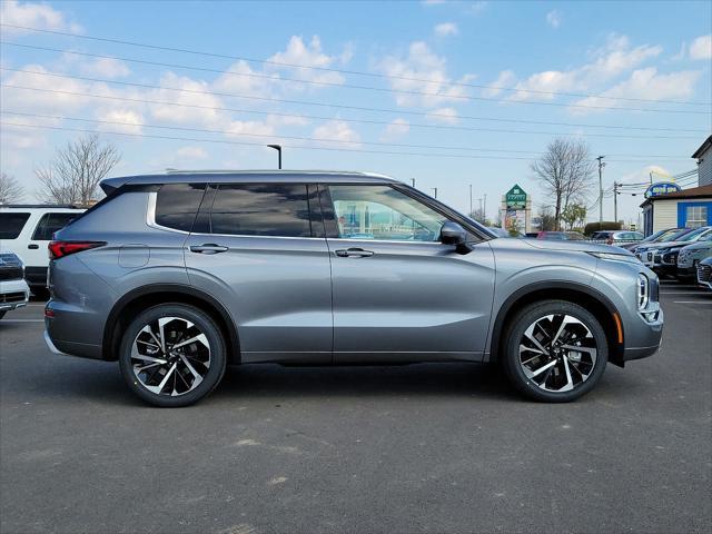 new 2024 Mitsubishi Outlander car, priced at $38,440