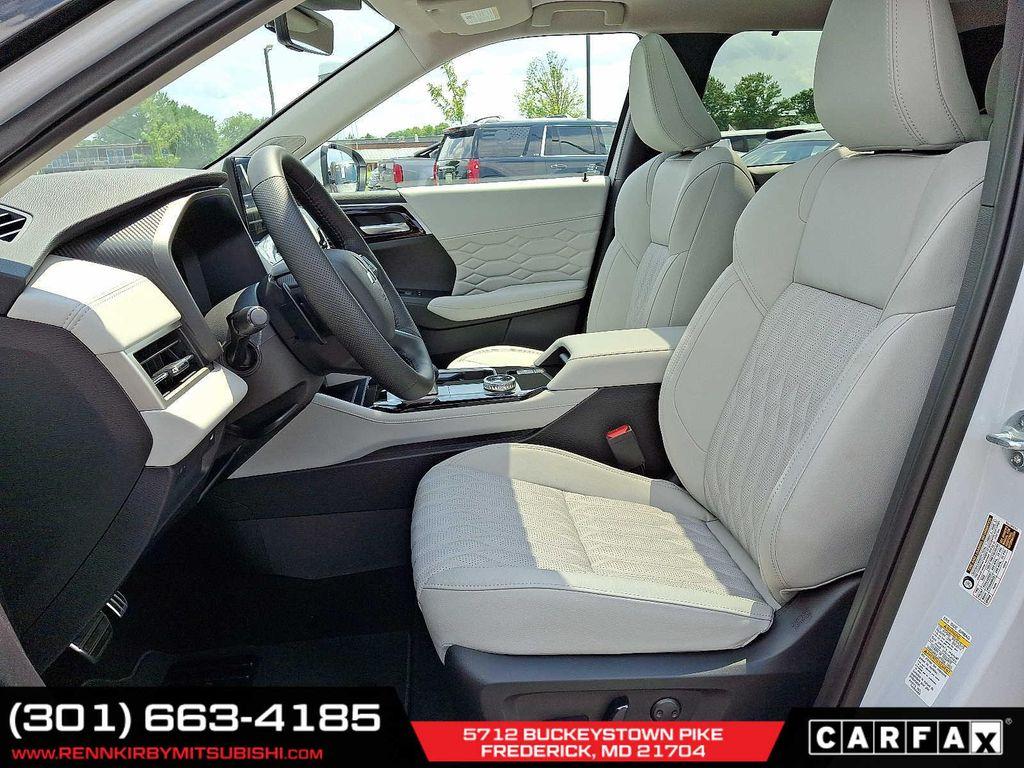 new 2025 Mitsubishi Outlander car, priced at $36,995