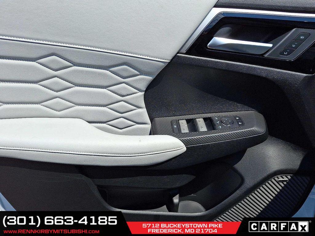 new 2025 Mitsubishi Outlander car, priced at $36,995