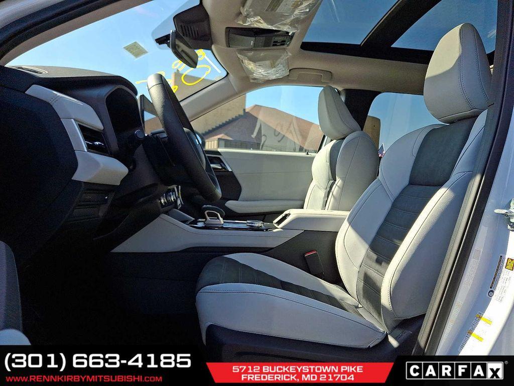 new 2025 Mitsubishi Outlander car, priced at $35,255