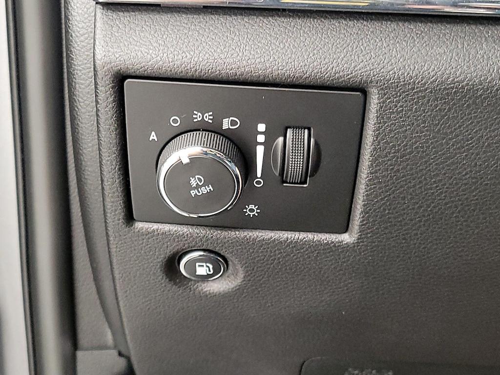 used 2017 Jeep Grand Cherokee car, priced at $18,998