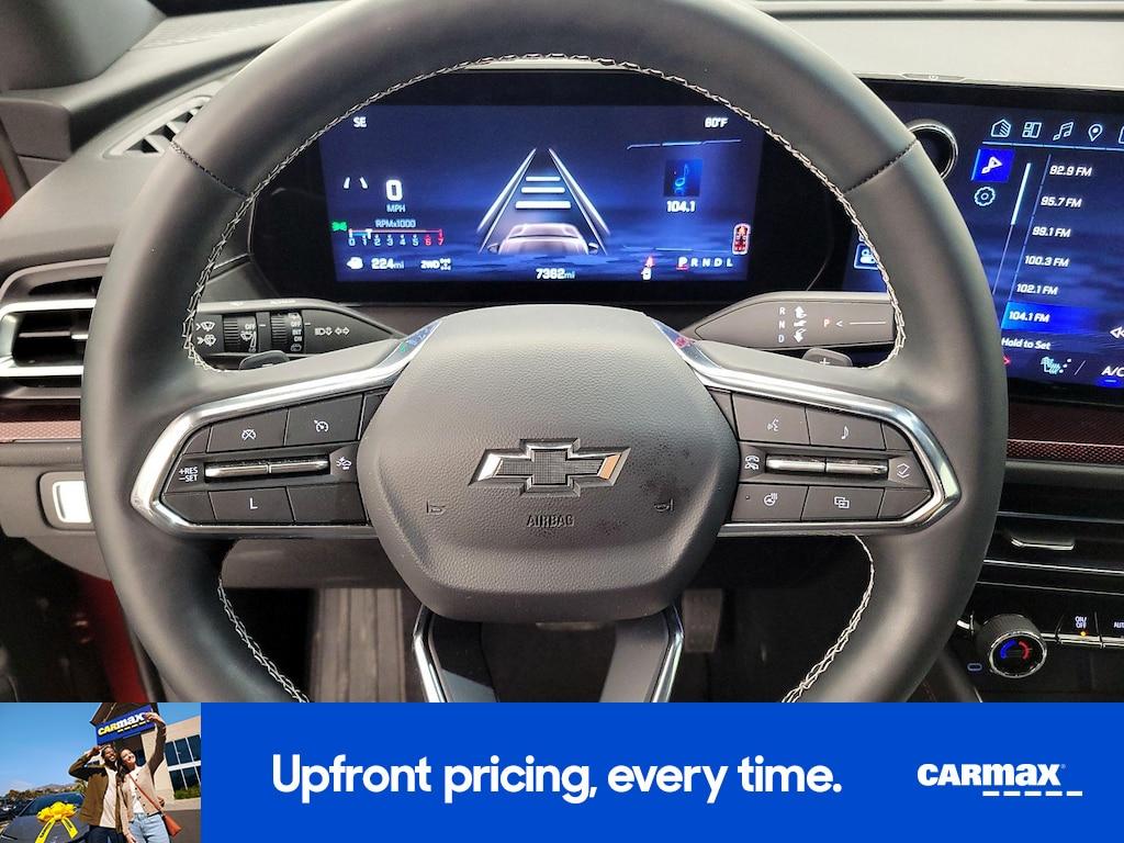 used 2025 Chevrolet Traverse car, priced at $51,998