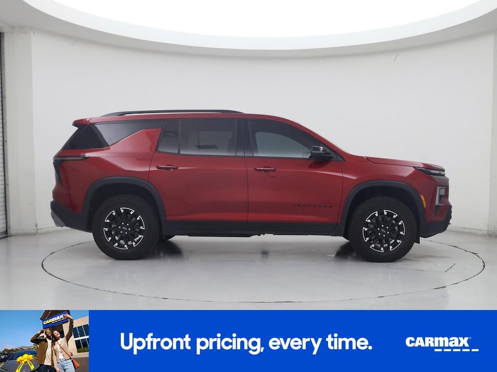 used 2025 Chevrolet Traverse car, priced at $51,998