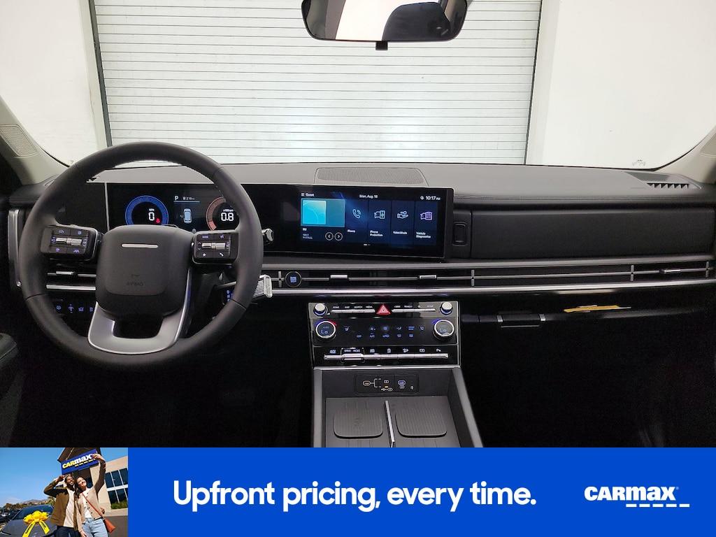 used 2025 Hyundai Santa Fe car, priced at $36,998
