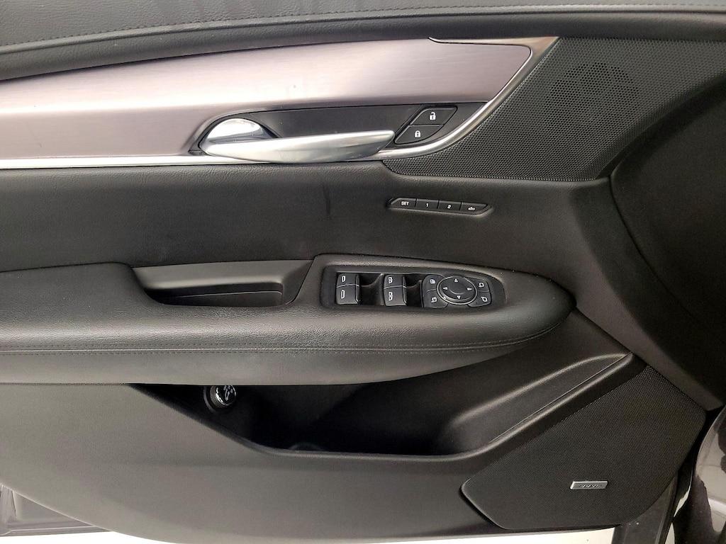 used 2017 Cadillac XT5 car, priced at $17,998