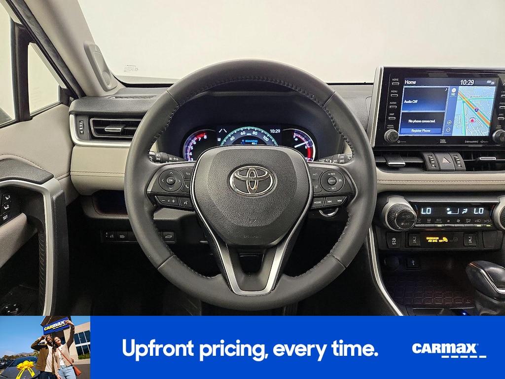 used 2020 Toyota RAV4 car, priced at $26,998