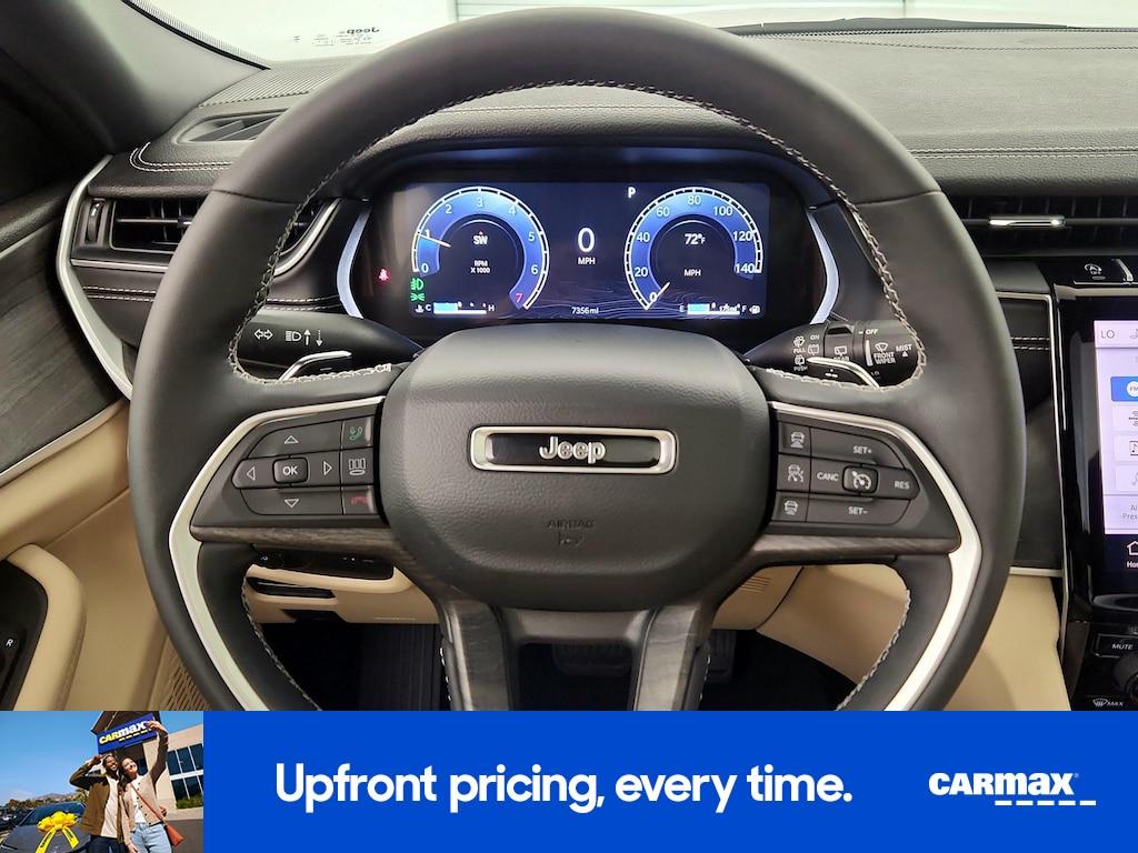 used 2025 Jeep Grand Cherokee car, priced at $41,998