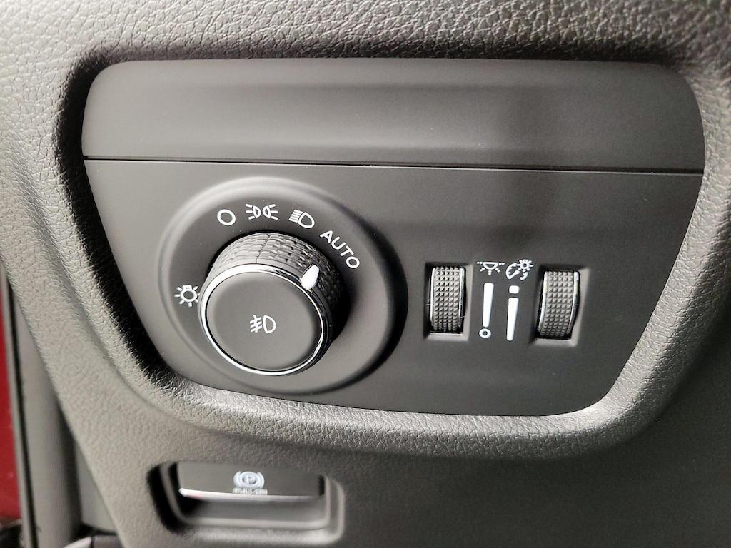 used 2023 Jeep Grand Cherokee car, priced at $31,998