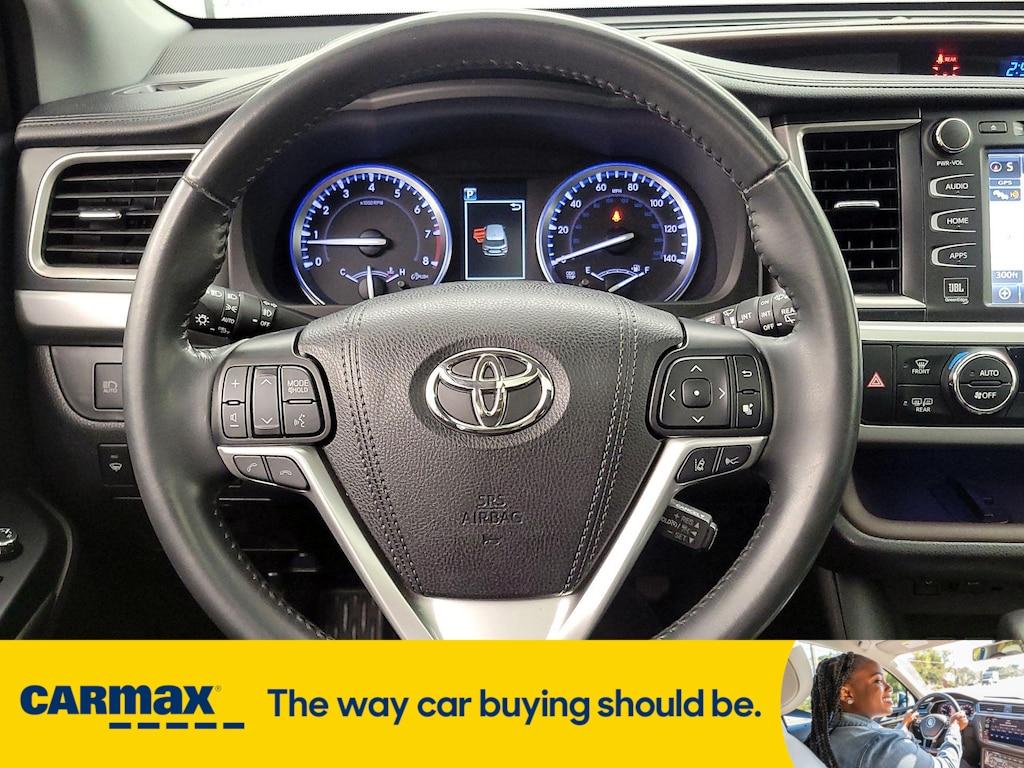 used 2019 Toyota Highlander car, priced at $30,998