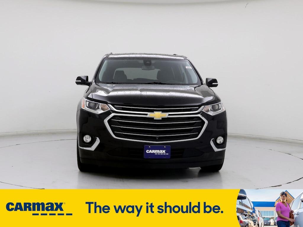 used 2020 Chevrolet Traverse car, priced at $27,998