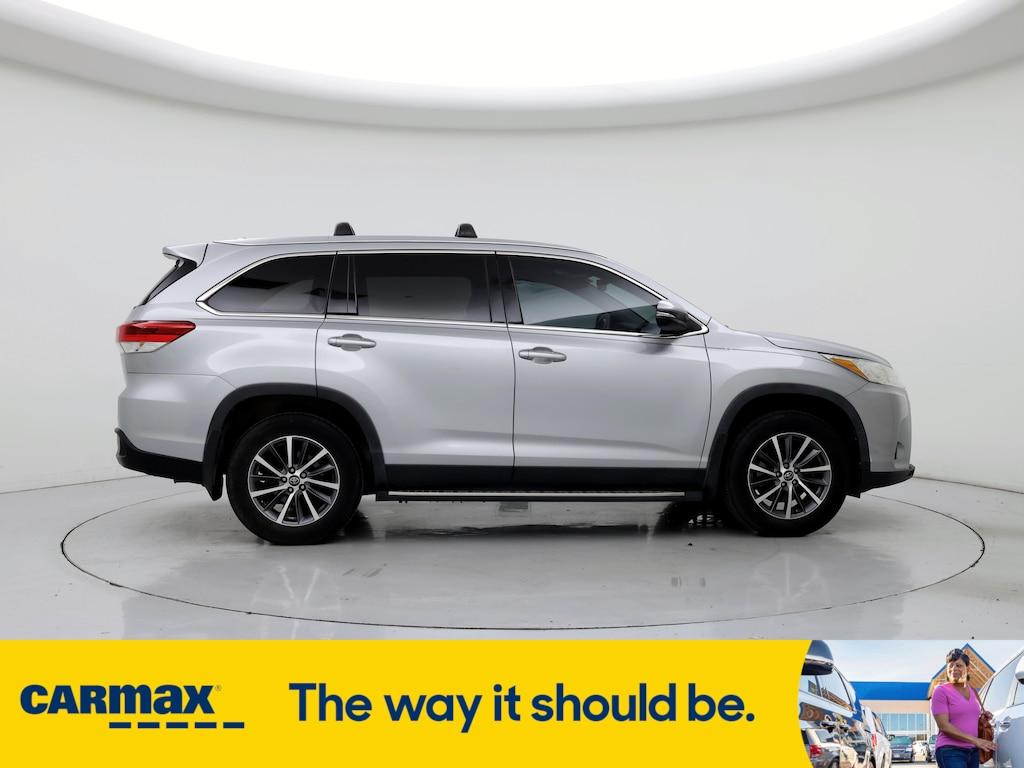 used 2019 Toyota Highlander car, priced at $27,998