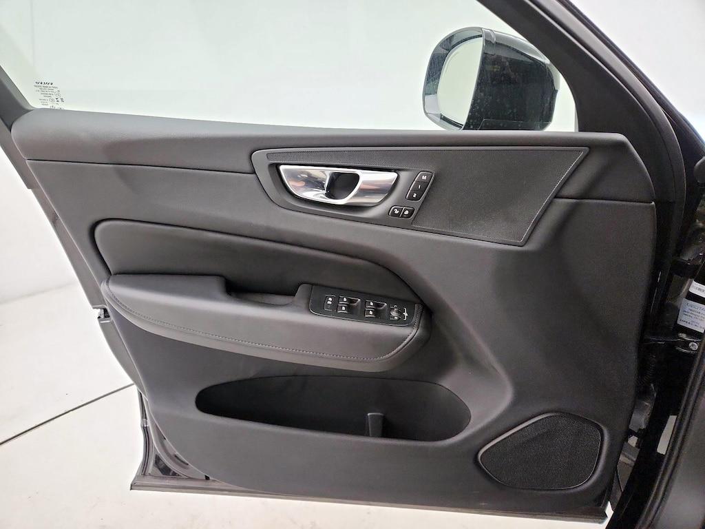 used 2025 Volvo XC60 car, priced at $36,998