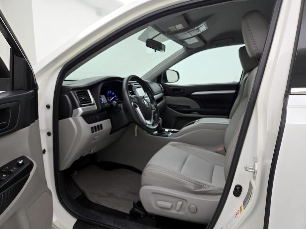 used 2015 Toyota Highlander car, priced at $17,998