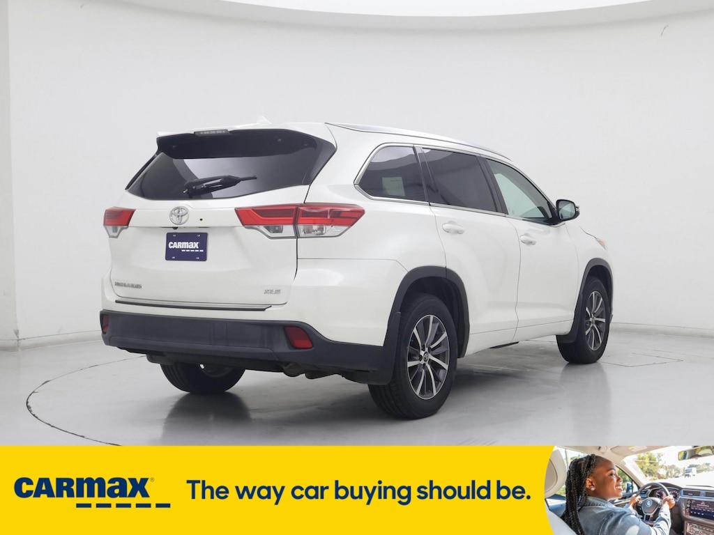used 2018 Toyota Highlander car, priced at $24,998