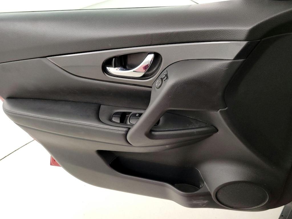 used 2017 Nissan Rogue car, priced at $13,599
