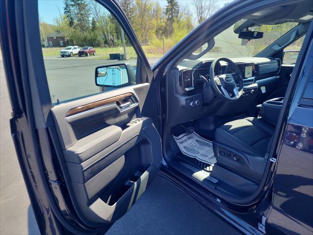 new 2025 GMC Sierra 1500 car, priced at $57,390