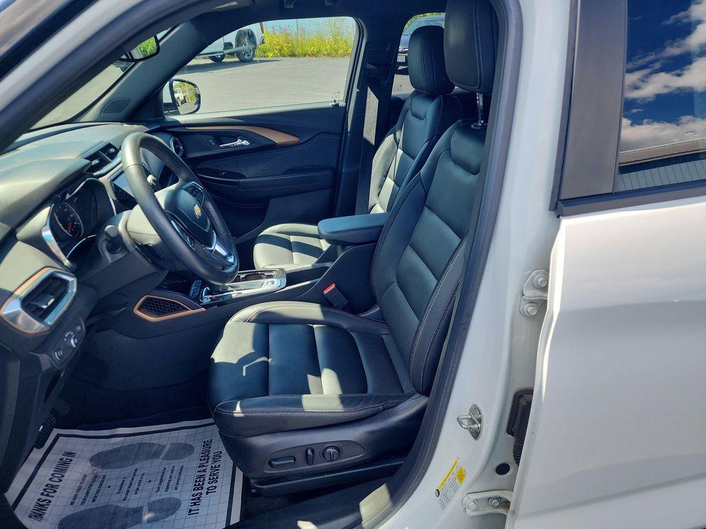 used 2022 Chevrolet TrailBlazer car, priced at $24,244