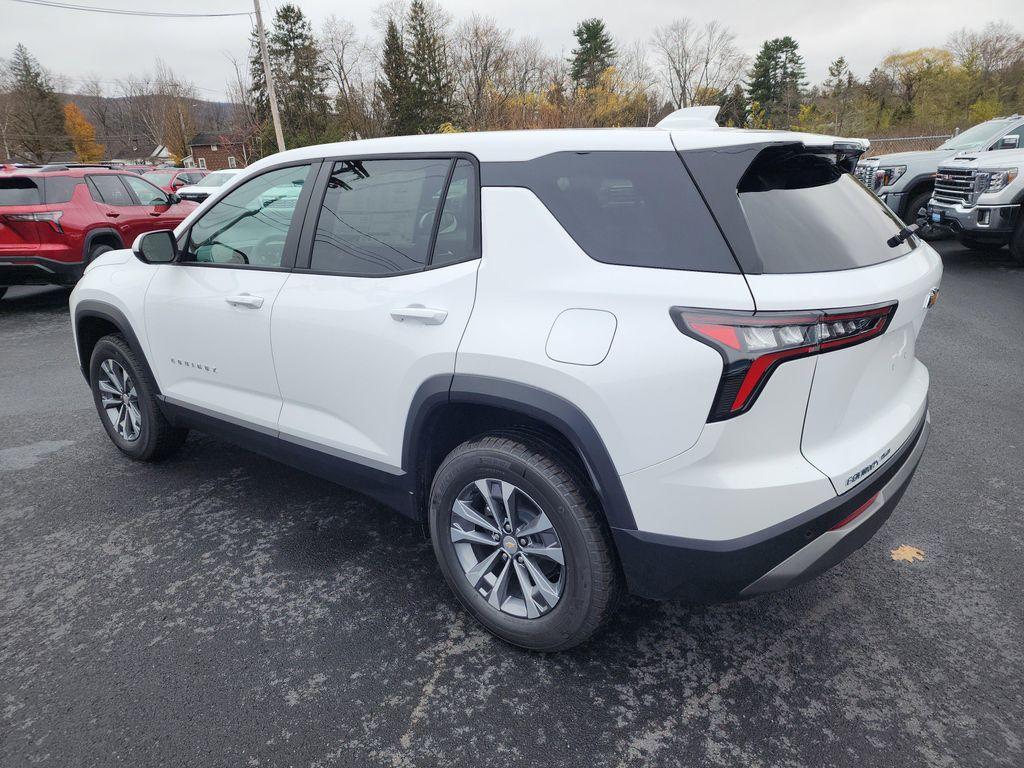 new 2026 Chevrolet Equinox car, priced at $32,495