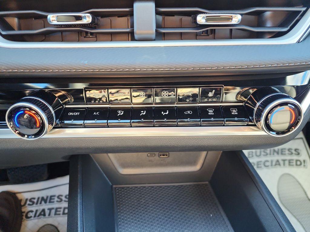 new 2026 Chevrolet Equinox car, priced at $34,545