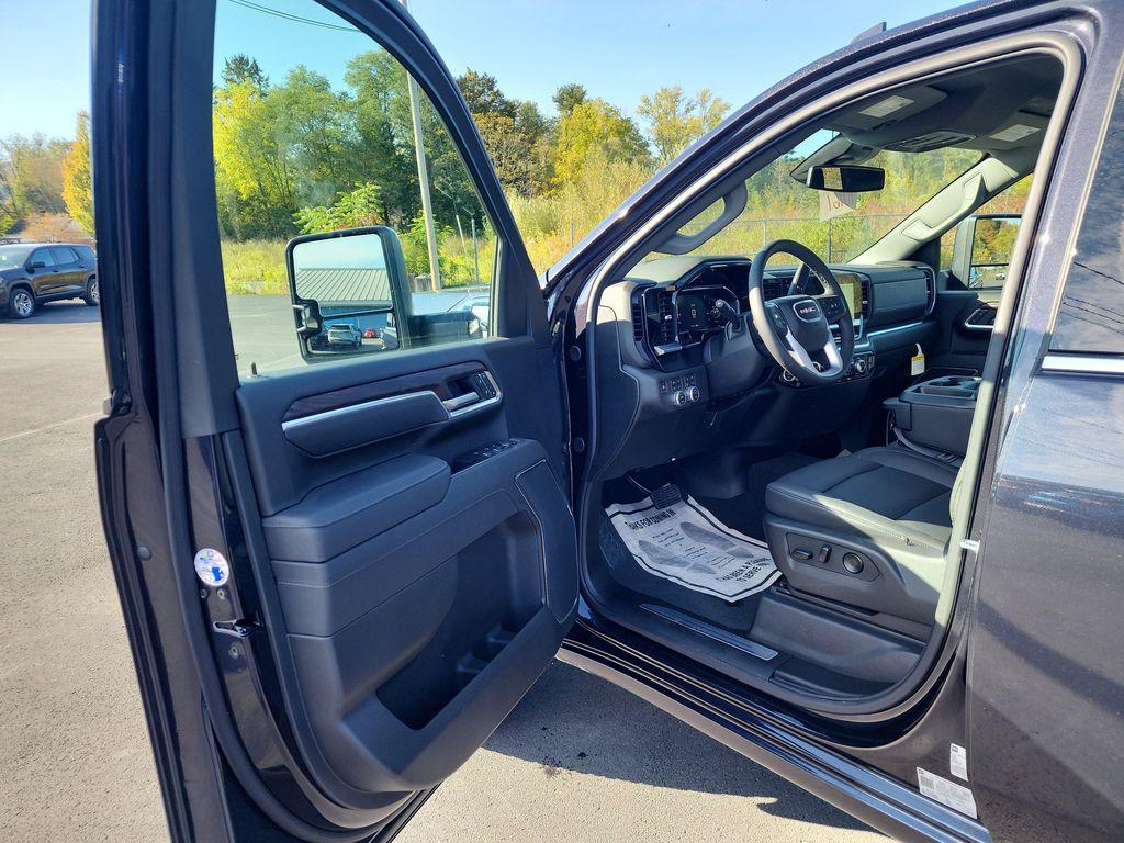 new 2026 GMC Sierra 2500 car, priced at $69,130