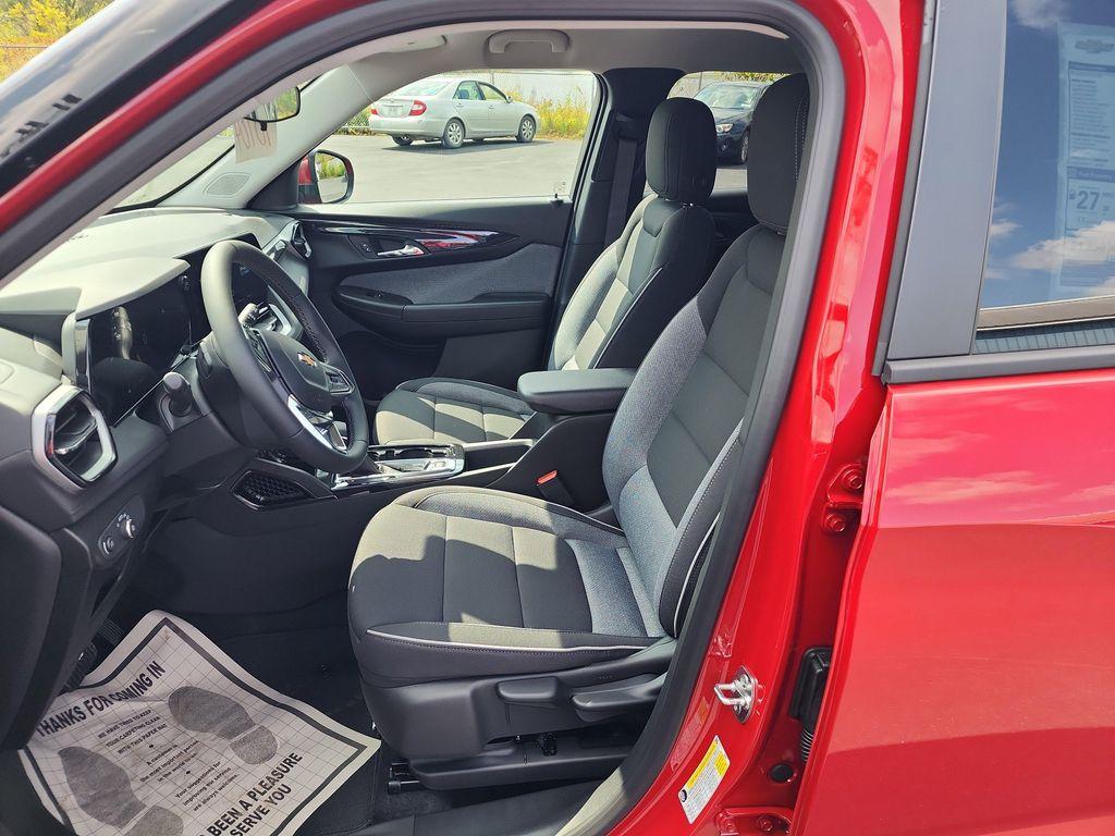 new 2026 Chevrolet TrailBlazer car, priced at $29,380