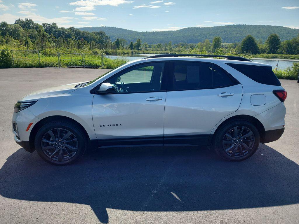 used 2022 Chevrolet Equinox car, priced at $25,082