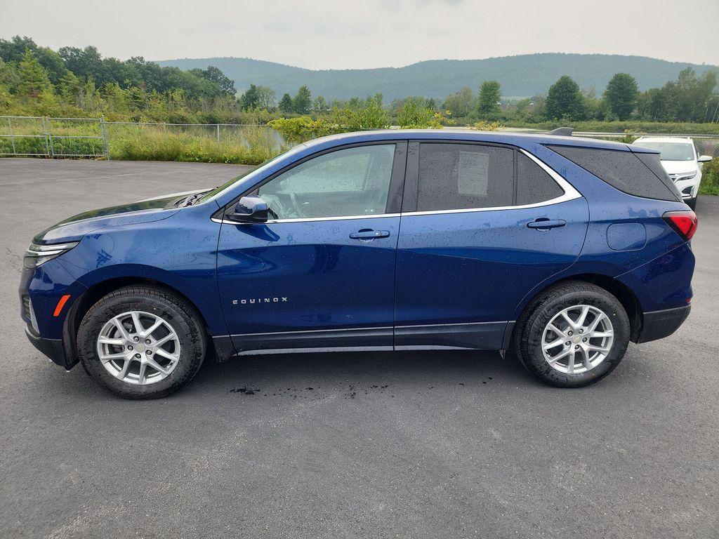 used 2022 Chevrolet Equinox car, priced at $23,399