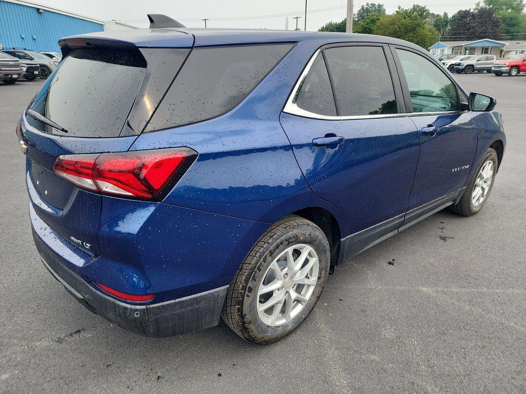 used 2022 Chevrolet Equinox car, priced at $23,399